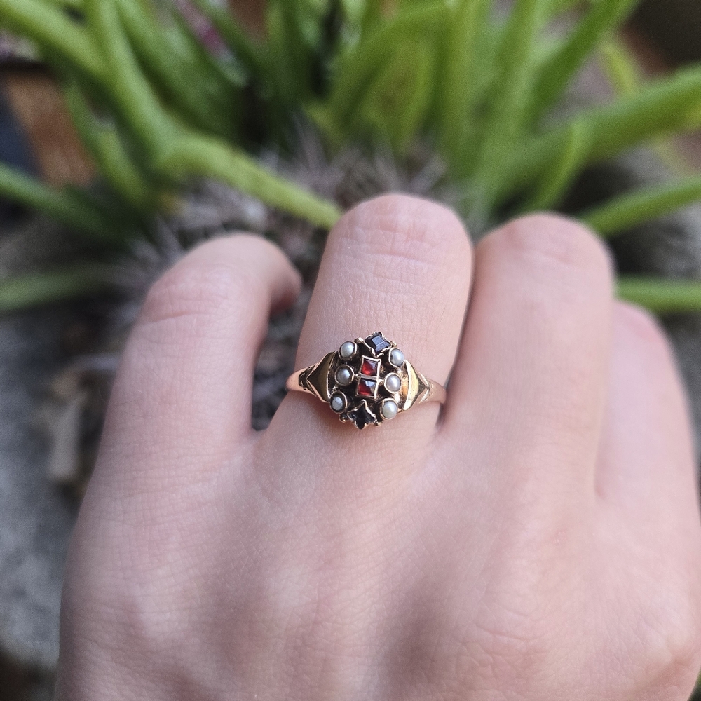 Antique 10K Art Nouveau Solid Gold Garnet, Sapphire & Seed Pearl Ornate Ring, 6 - Picture 2 of 16